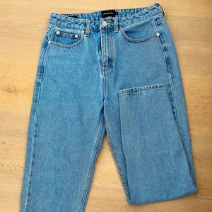High waisted jeans